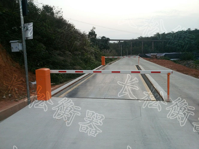 無(wú)人值守汽車(chē)衡