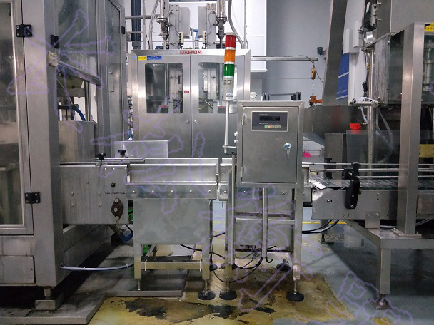 自動灌裝線改造增添檢重秤